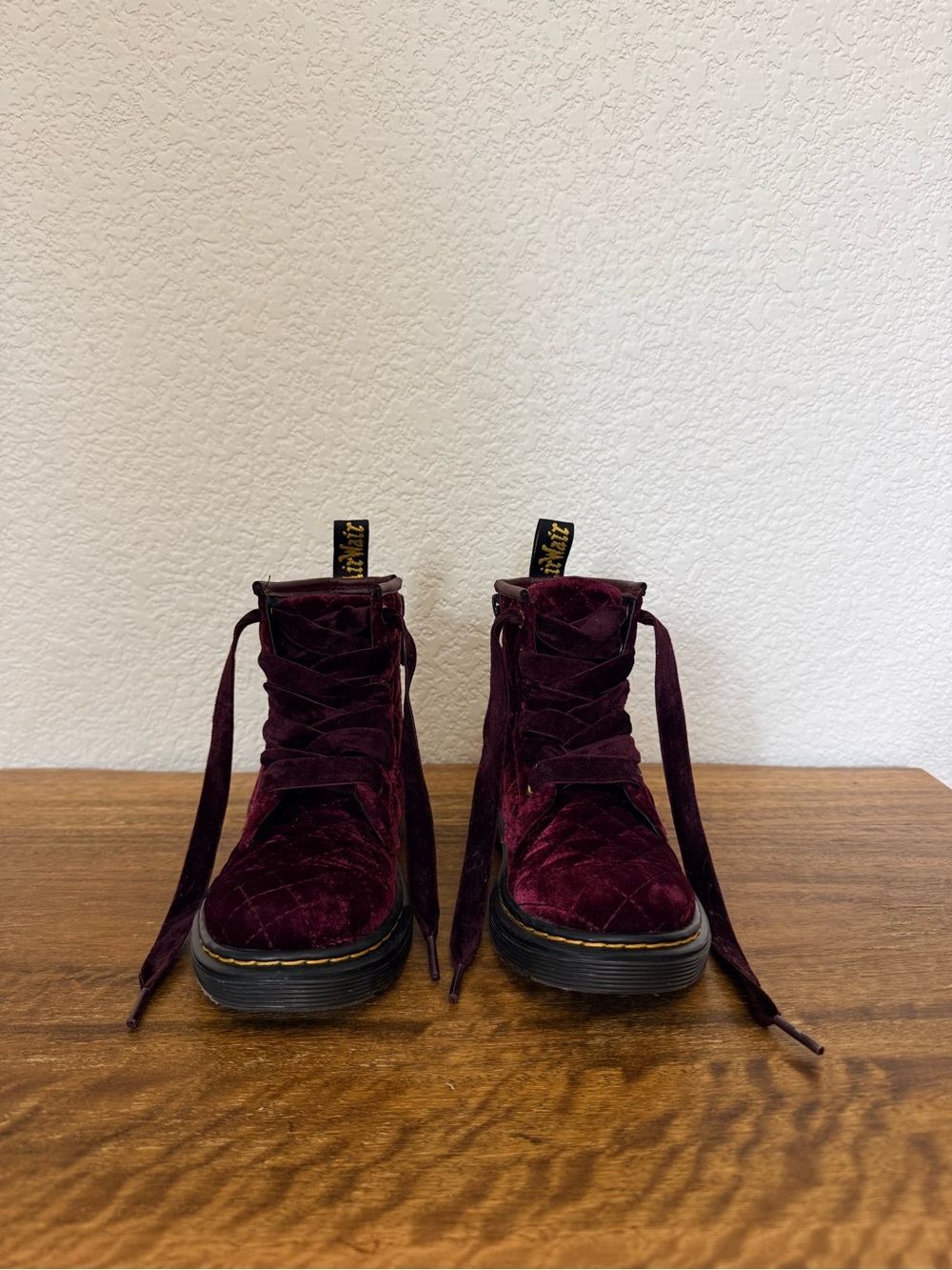 DR. MARTENS JUNIOR 1460 VELVET LACE UP BOOTS size 13